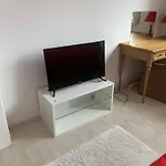 Beautiful 1-Bed Apartment Near Palexpo, Un Agencies & Diplomatic Missions