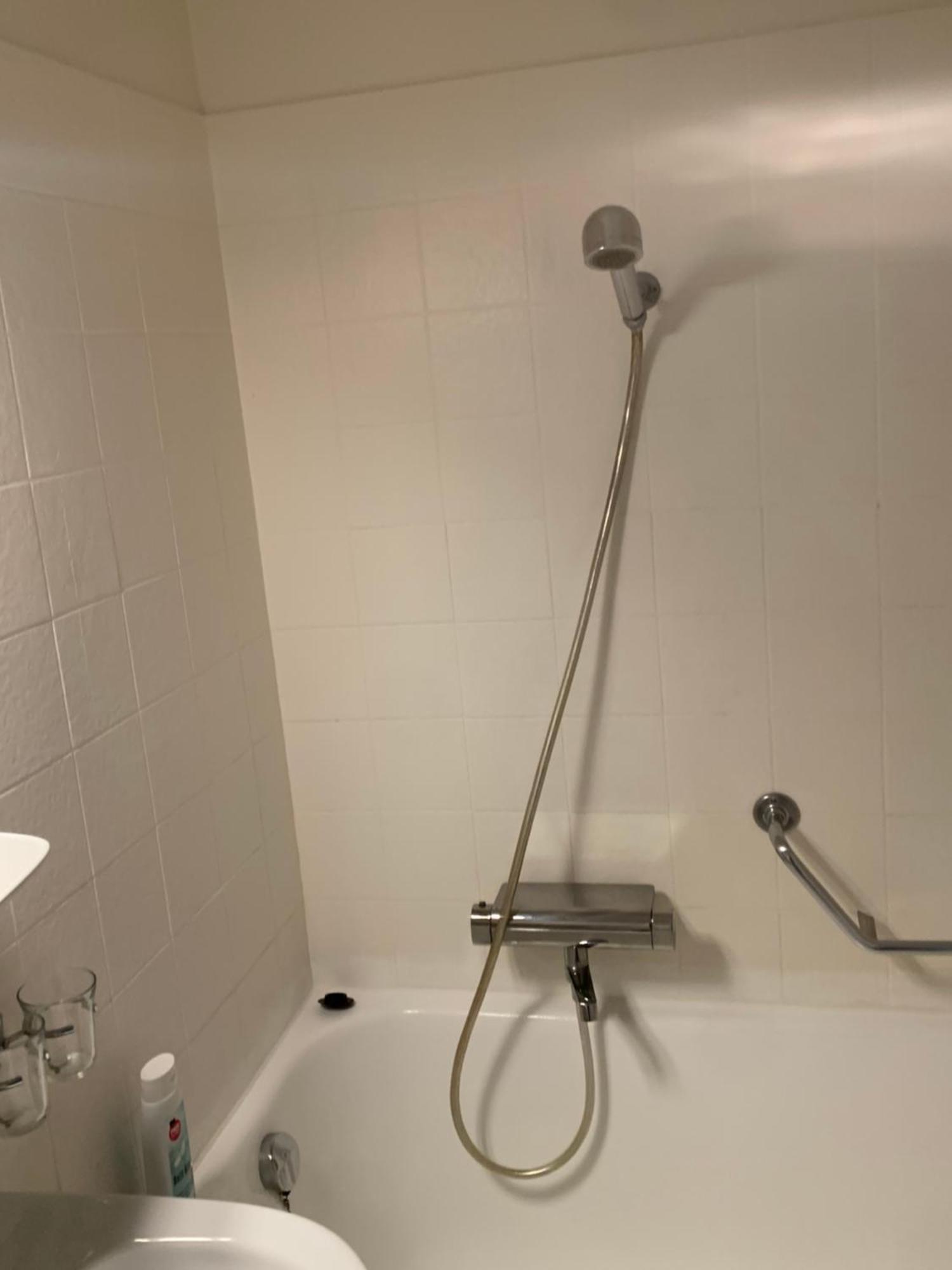 Beautiful 1-bed Near Palexpo, Un Agencies & Diplomatic Missions Appartement Genève